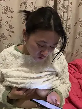 Snapshot of daaqnn chatting on 11.12.25 daaqnn online show from 11.12.25