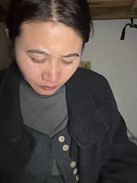 Snapshot of daaqnn chatting on 11.22.25 daaqnn online show from 11.22.25