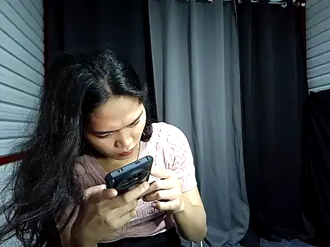 xwildflowerx online show from 11.23.25