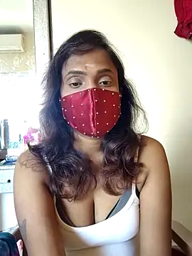 Queen-dhivya online show from 03.04.26