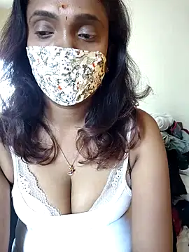 Queen-dhivya online show from 03.08.26