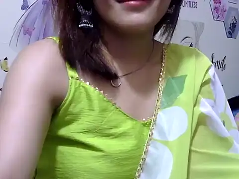 maira 33 online show from 04.26.26