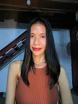 Snapshot of bellaUtops chatting on 05.21.26 bellaUtops online show from 05.21.26