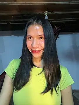Snapshot of bellaUtops chatting on 05.22.26 bellaUtops online show from 05.22.26
