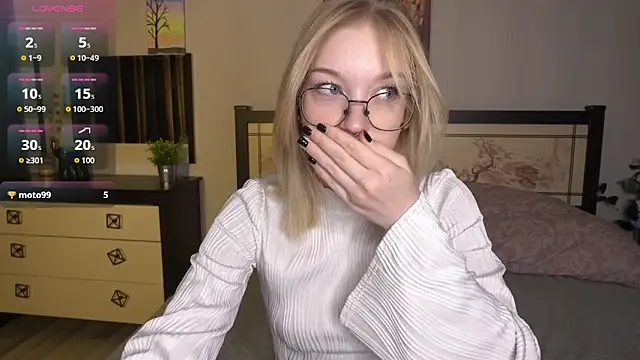 ShanelTunon online show from 11.14.25