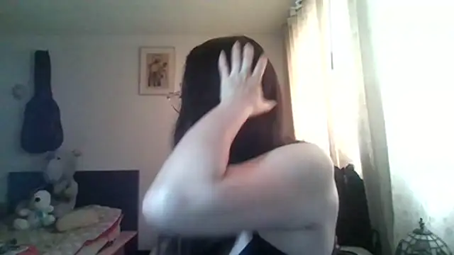 Lauryn Jones online show from 04.04.26