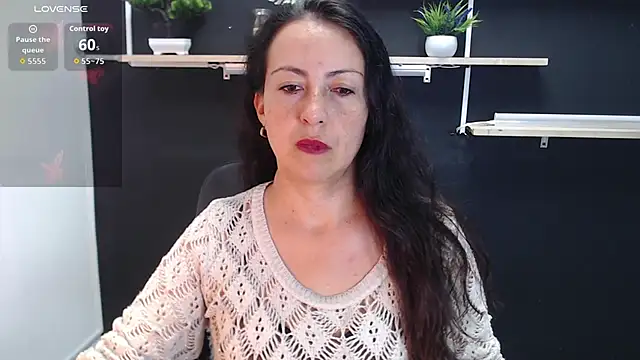 Lauryn Jones online show from 05.13.26