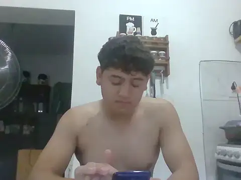 Myboy0020 online show from 12.21.25