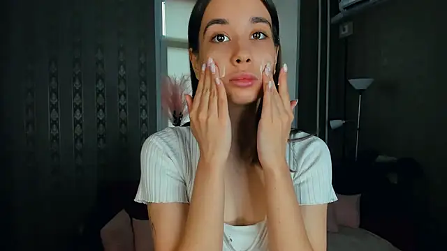 JacalynSchreiber online show from 12.04.25