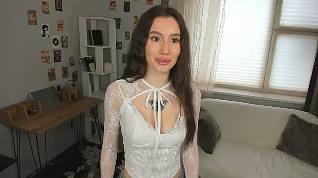 Snapshot of VvesssbZe chatting on 11.13.25 VvesssbZe online show from 11.13.25