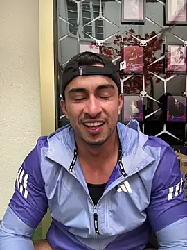 Chris Clarck online show from 11.22.25