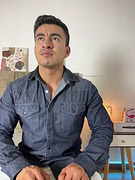 Chris Clarck online show from 12.02.25