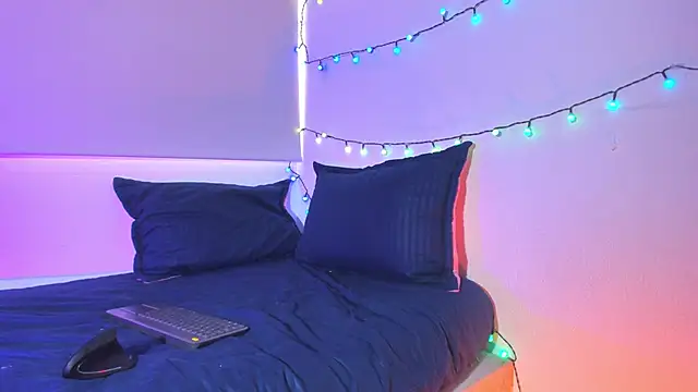 saint dark online show from 12.16.25