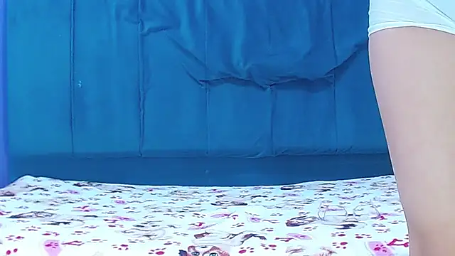 aperlacandycm01 online show from 11.11.25