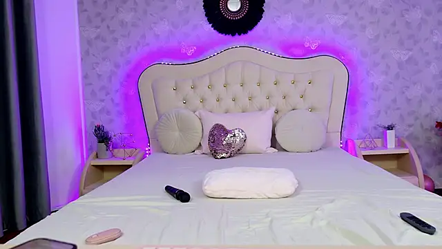 GracieCute online show from 10.09.25