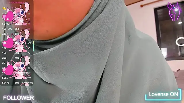 Melek Seraya online show from 11.15.25