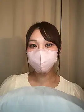 Snapshot of reika33 chatting on 11.15.25 reika33 online show from 11.15.25