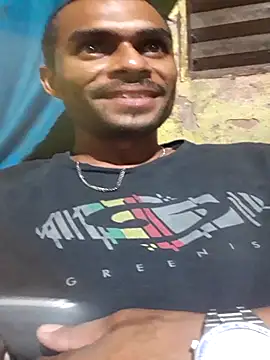 Snapshot of m-a-g-n-a-t-a chatting on 05.09.26 m-a-g-n-a-t-a online show from 05.09.26