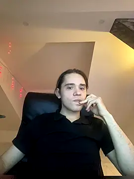 RemiVar online show from 12.13.25