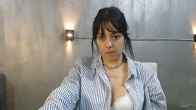 Snapshot of mickystrumia23 chatting on 07.01.26 mickystrumia23 online show from 07.01.26