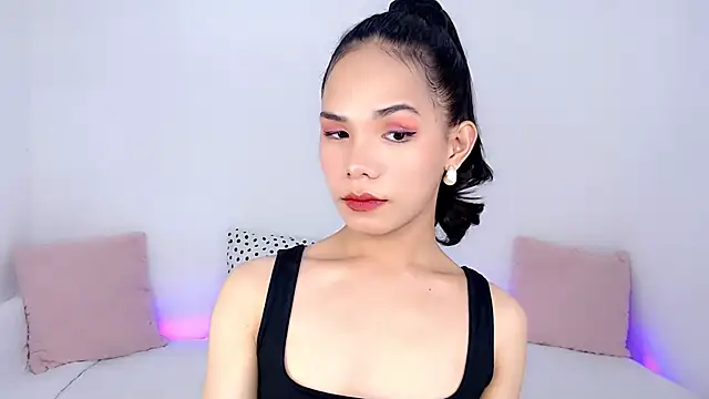 Snapshot of ursexydelancy_ chatting on 12.05.25 ursexydelancy online show from 12.05.25