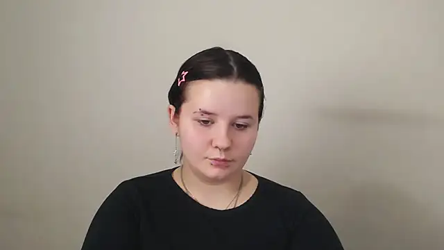 Snapshot of Siren_Dahlia_ chatting on 11.01.25 Siren Dahlia  online show from 11.01.25