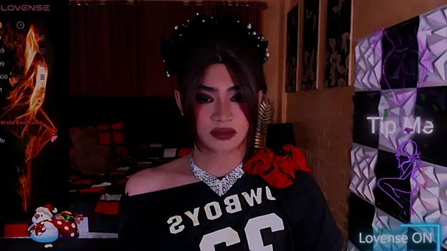 AthisaMooreTS online show from 01.12.26