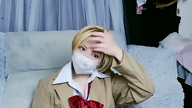 yuria 75075000 online show from 11.28.25