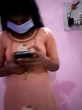 Snapshot of Hina_baby3 chatting on 11.01.25 Hina baby3 online show from 11.01.25