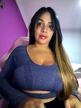 Snapshot of AngelsCouple- chatting on 04.29.26 AngelsCouple- online show from 04.29.26