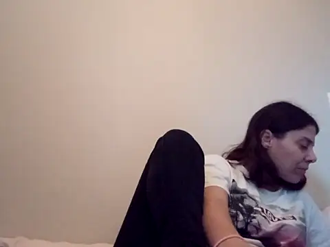 Snapshot of hotnathy69 chatting on 12.15.25 hotnathy69 online show from 12.15.25