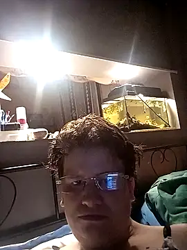 Snapshot of Iwona1989 chatting on 11.10.25 Iwona1989 online show from 11.10.25