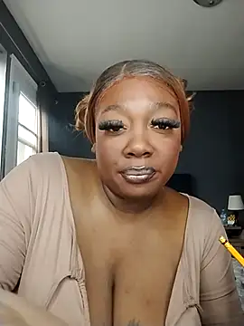Snapshot of BiancaClarkson chatting on 11.07.25 BiancaClarkson online show from 11.07.25