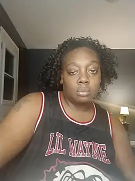 Snapshot of BiancaClarkson chatting on 12.02.25 BiancaClarkson online show from 12.02.25