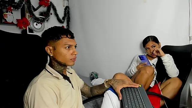 YuleimysAndAlex online show from 12.16.25