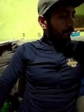 Snapshot of masia0 chatting on 11.02.25 masia0 online show from 11.02.25