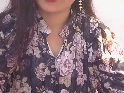 Snapshot of Sneha_lovely01 chatting on 12.02.25 Sneha lovely01 online show from 12.02.25