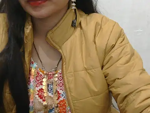 Snapshot of Sneha_lovely01 chatting on 12.17.25 Sneha lovely01 online show from 12.17.25