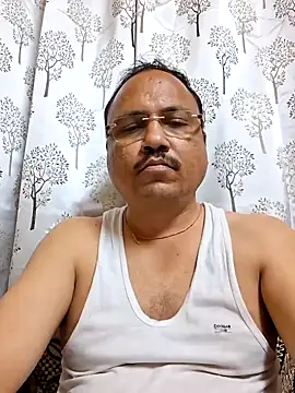 suraj696 online show from 11.25.25