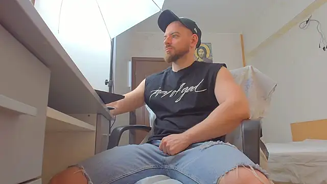 Ryanstone  online show from 04.02.26