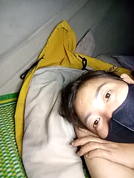 Snapshot of Mami_xxx chatting on 11.27.25 Mami xxx online show from 11.27.25