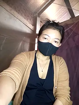 Snapshot of Mami_xxx chatting on 12.03.25 Mami xxx online show from 12.03.25