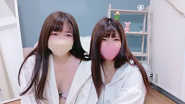 oto-X-cup online show from 11.04.25