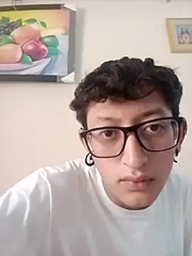 Snapshot of wonka3_ chatting on 11.03.25 wonka3  online show from 11.03.25