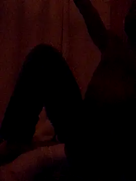 Snapshot of Angel23cm1 chatting on 12.04.25 Angel23cm1 online show from 12.04.25