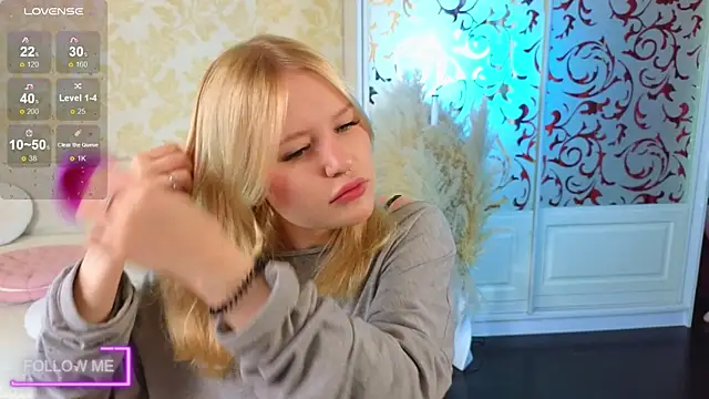 Mila wxw online show from 11.27.25