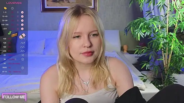 Mila wxw online show from 12.20.25