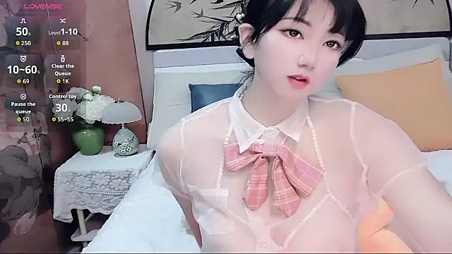 Snapshot of Ella99 chatting on 12.03.25 Ella99 online show from 12.03.25