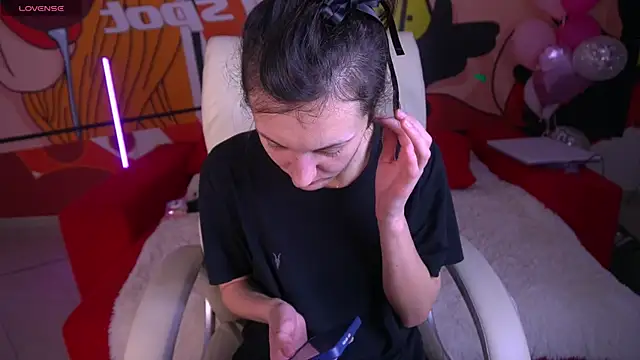 ZafiraMoonn online show from 02.25.26