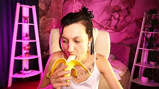 ZafiraMoonn online show from 03.02.26